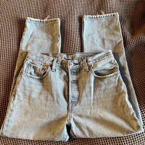 Women’s Levi Original 501 Jeans 29x26”
